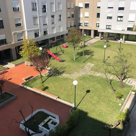 Exclusive With Parking @ Parque Europa, Campo Grande * Лиссабон